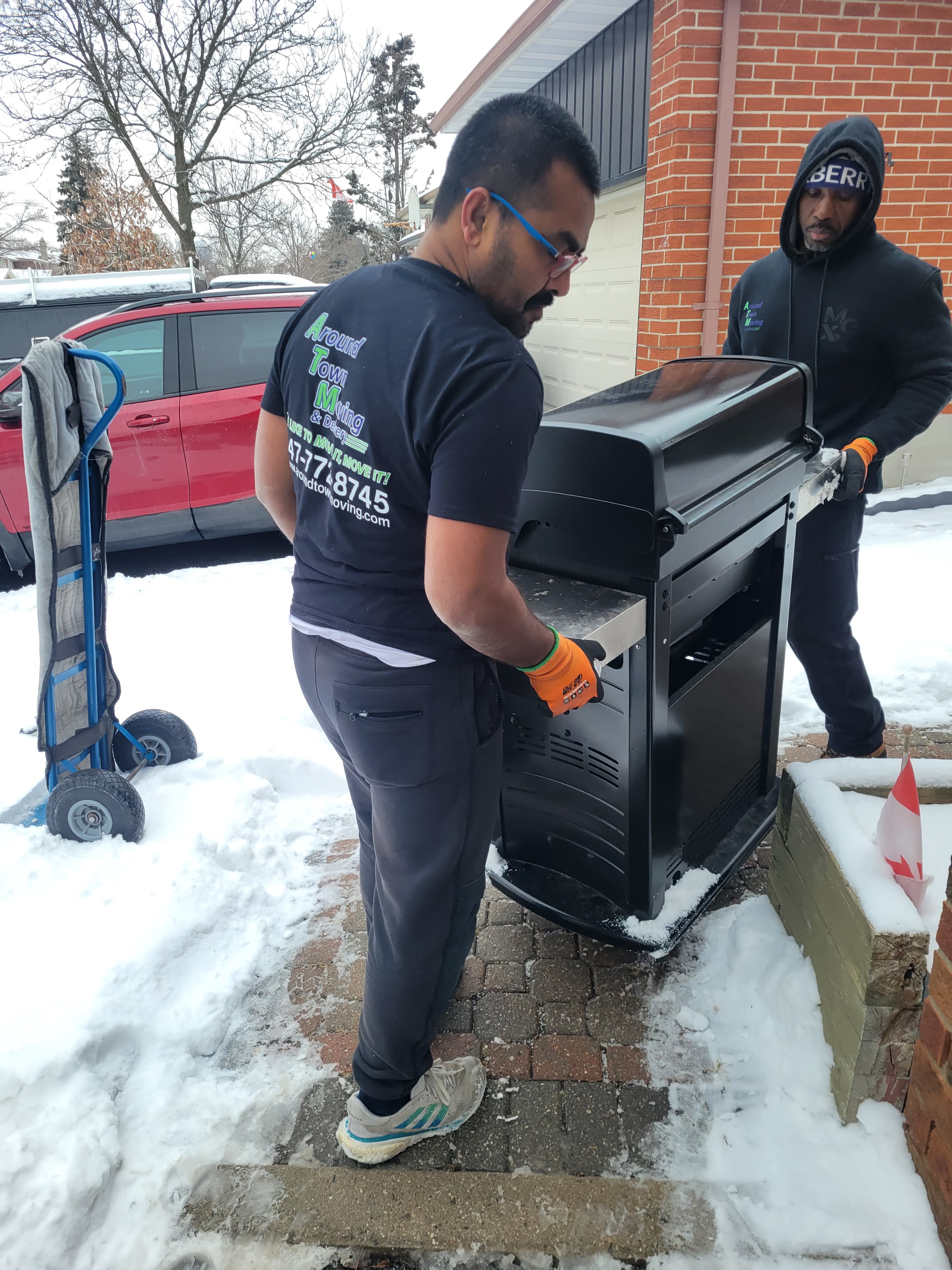 Toronto appliance disposal service hauling away old refrigerator and washing machine